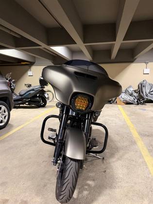 HARLEY-DAVIDSON STREET GLIDE SPECIAL HARLEY-DAVIDSON STREET GLIDE SPECIAL